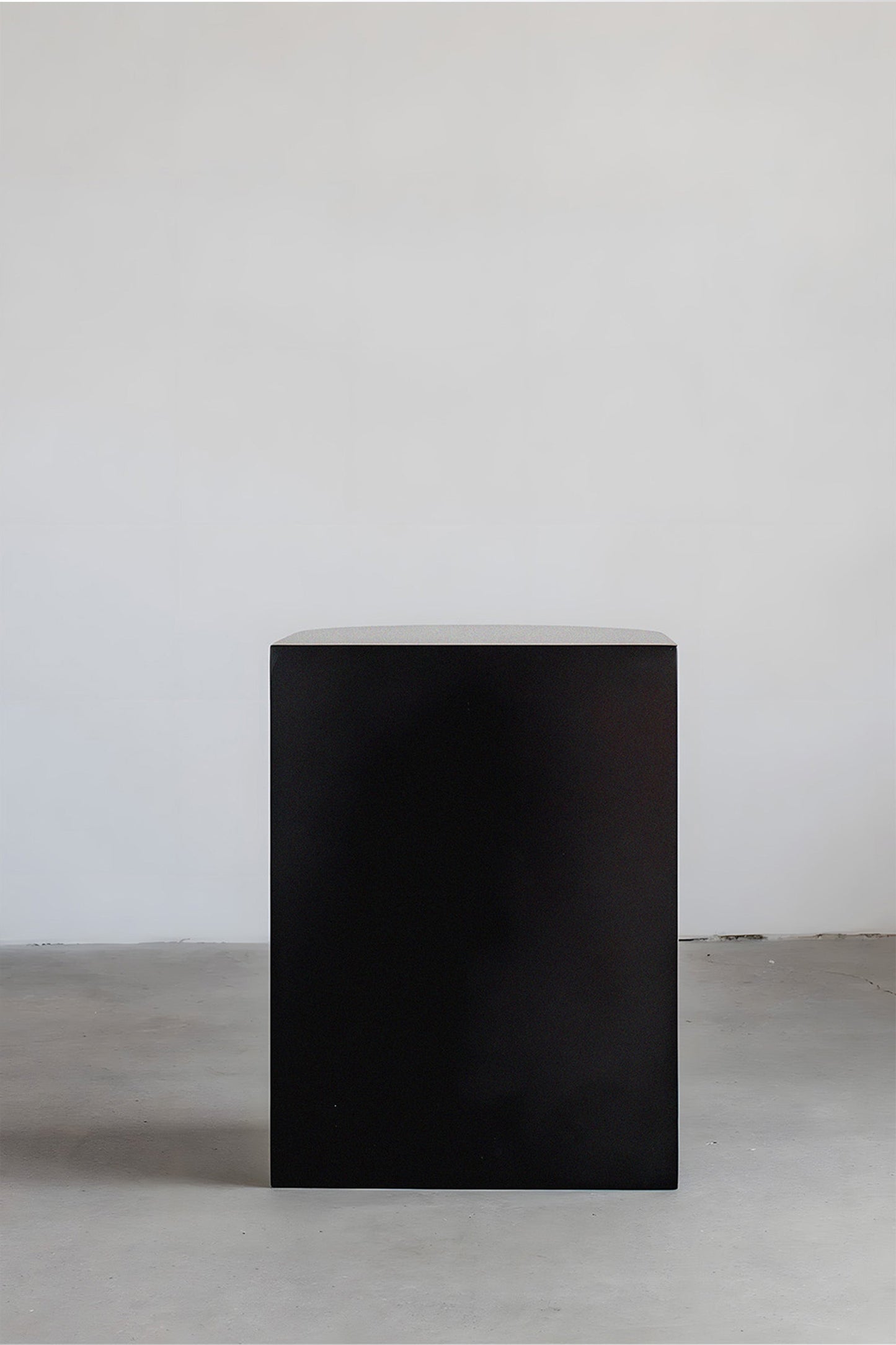 Minimalist Yan Sehpa ve Kitaplık